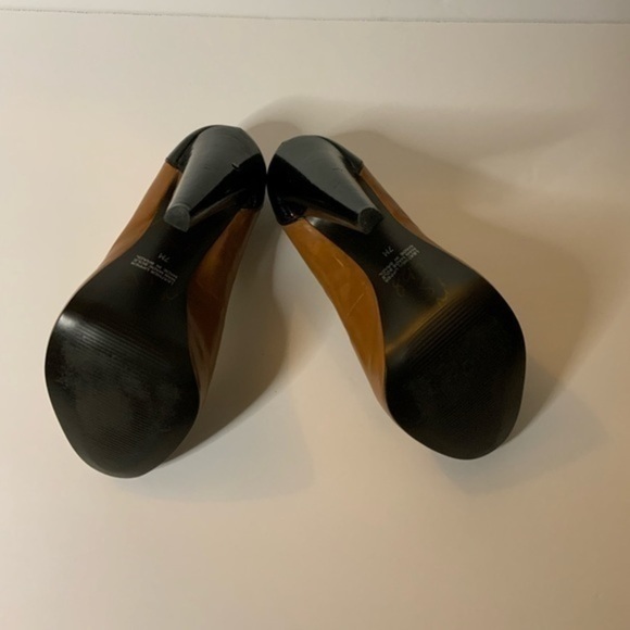 Cathy Jean Heels - Picture 7 of 10